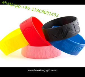 custom logo size design cheap promotional items silicone wristbands/bracelet