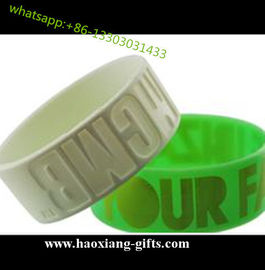 high quality low cost custom debossed QR code ID silicone wristband/bracelet